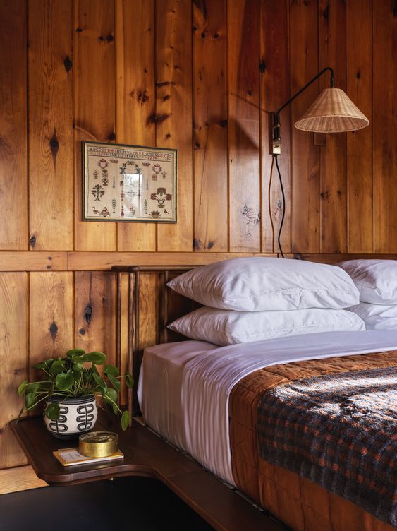 20 Rustic Cabin Bedroom Decor Ideas for a Small Room - Romanticizing Rachel