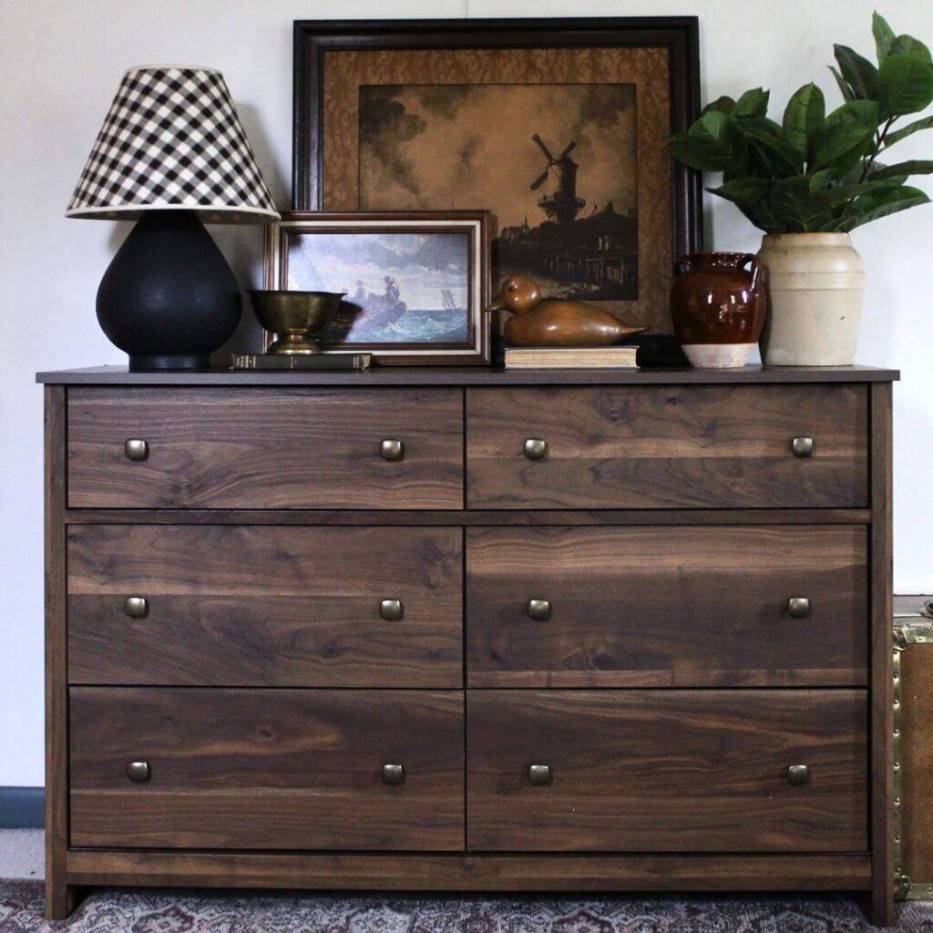 15 Rustic Top of Dresser Decor Ideas for a Stunning Vintage Bedroom ...