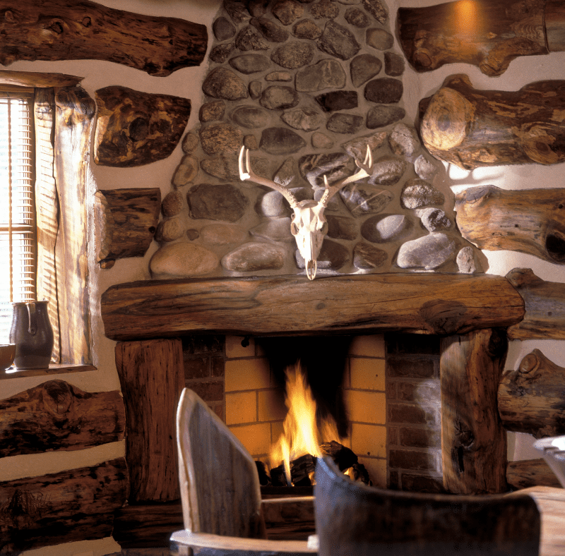 15 Coziest Cabin Fireplace Ideas to Copy this Winter